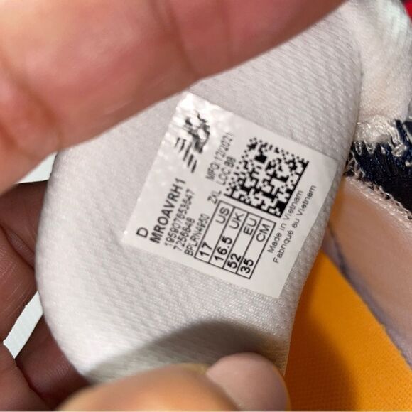 New Balance ROAX Running Shoes - Picture 6 of 7